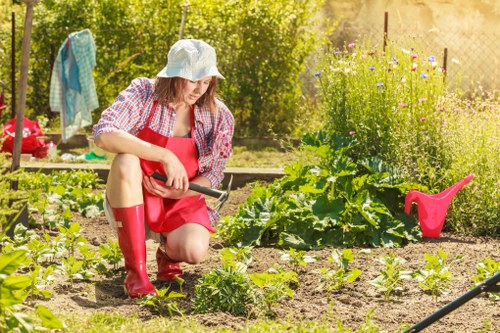 Clear and simple gardening quotes for mixed property styles in Covent Garden